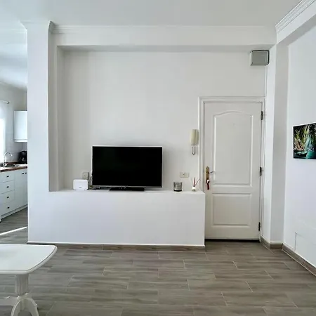 El Chicharro, Cruz Centro